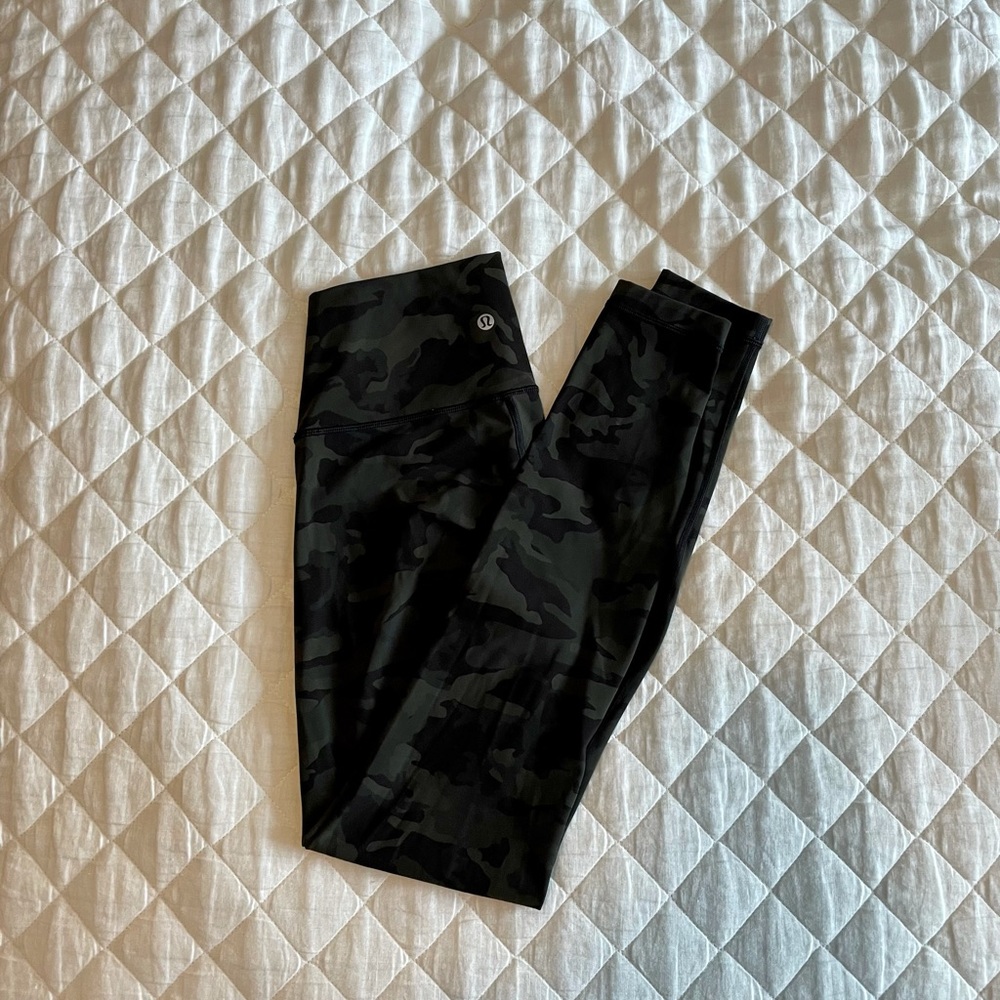 LULULEMON WUNDER UNDER